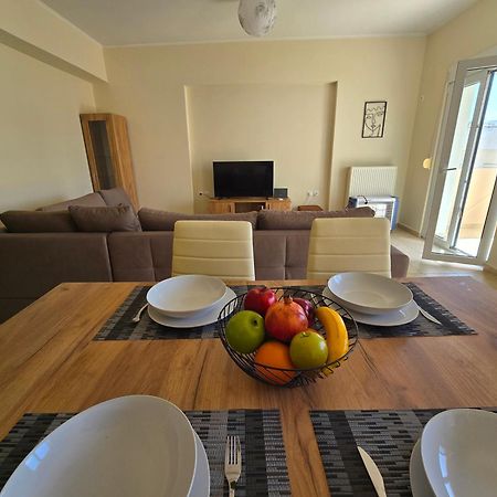 Maria Beach Apartement In Korinth! Bagian luar foto