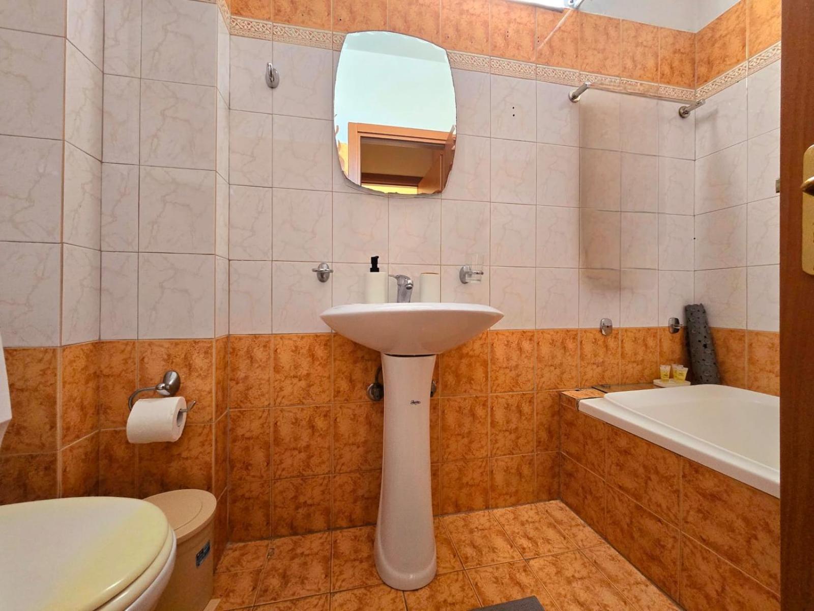Maria Beach Apartement In Korinth! Bagian luar foto