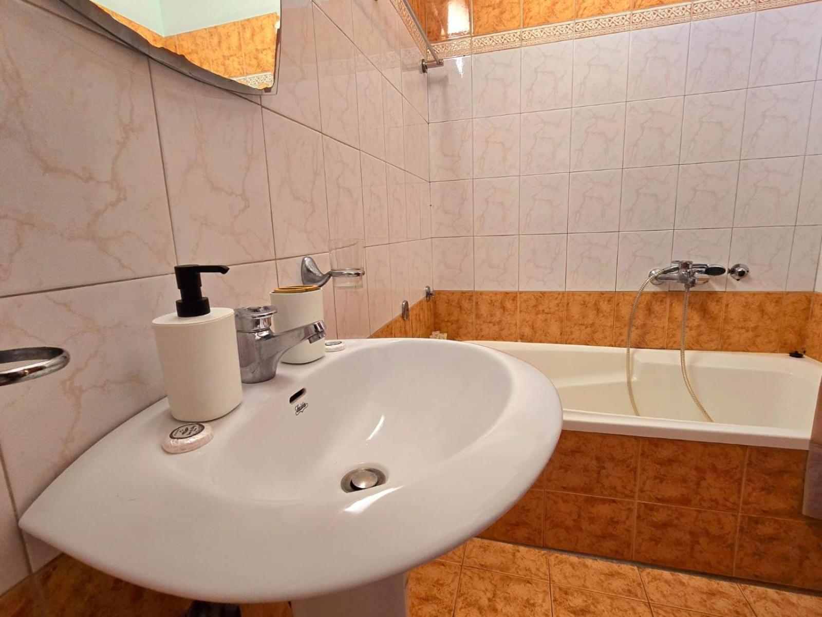 Maria Beach Apartement In Korinth! Bagian luar foto